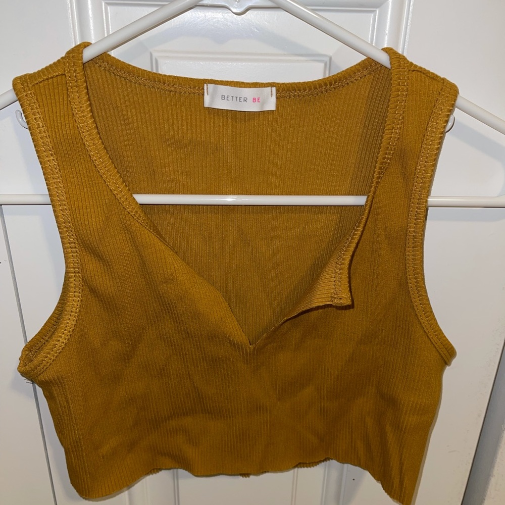 Crop top